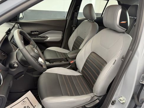 Used 2024 Nissan Kicks SR w/ SR Premium Package image 38