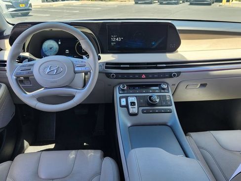 Used 2024 Hyundai Palisade Limited FWD image 1