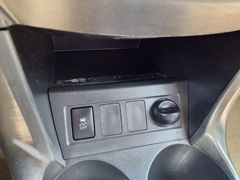 Used 2012 Toyota RAV4 FWD w/ Value Pkg image 7
