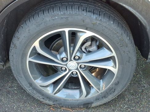Used 2023 Buick Encore GX Select w/ Safety Package II FWD image 7