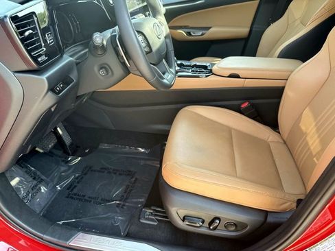 Used 2024 Lexus NX 250 FWD image 20