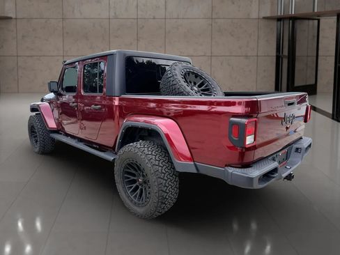 Used 2022 Jeep Gladiator Sport AWD/4WD image 5