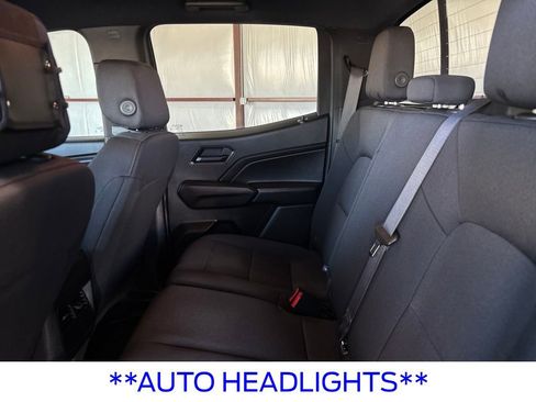 Used 2025 Chevrolet Colorado W/T image 17