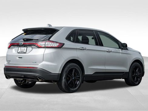 Used 2018 Ford Edge SE AWD/4WD image 7