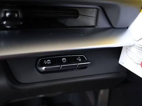 New 2026 Chevrolet Corvette Stingray image 21