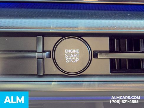 Used 2025 Hyundai Santa Fe Calligraphy FWD image 33