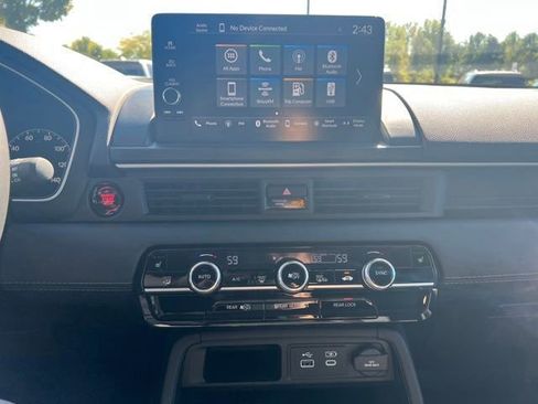 New 2025 Honda Pilot EX-L image 12