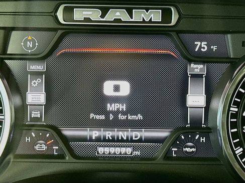 Used 2022 RAM 2500 Laramie AWD/4WD image 15