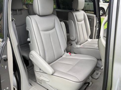 Used 2012 Nissan Quest SV w/ Value Cargo Pkg FWD image 9