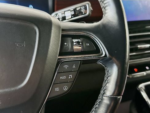 Used 2023 Lincoln Navigator Reserve AWD/4WD image 27