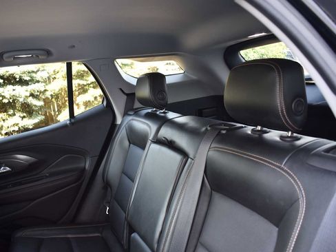 Used 2019 GMC Terrain SLT w/ Preferred Package AWD/4WD image 12