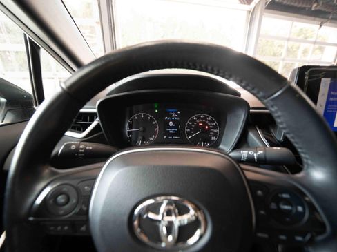 Used 2024 Toyota Corolla SE FWD image 15
