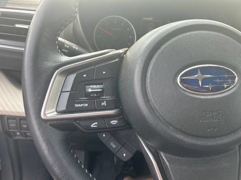 Used 2020 Subaru Ascent Premium w/ Convenience Package AWD/4WD image 9
