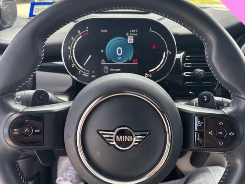 Used 2023 MINI Cooper S FWD image 9