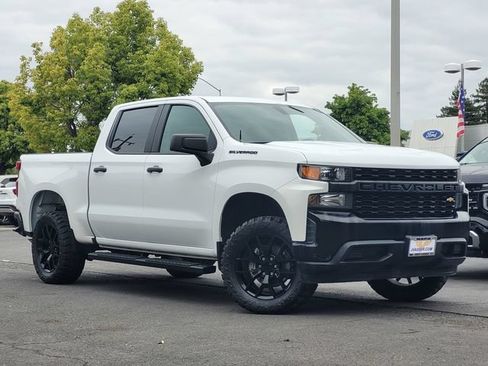 Used 2019 Chevrolet Silverado 1500 W/T w/ Trailering Package RWD image 2