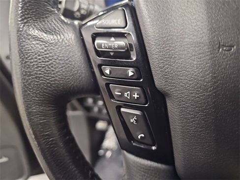 Used 2022 Nissan Frontier PRO-4X w/ Pro-4X Premium Package image 17