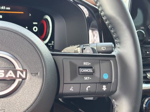 New 2025 Nissan Pathfinder Platinum image 21