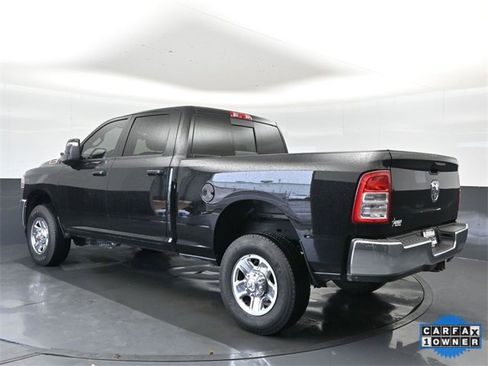 Used 2024 RAM 2500 Tradesman w/ Chrome Appearance Group image 6