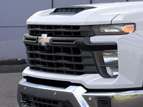 New 2026 Chevrolet Silverado 3500 W/T AWD/4WD image 13