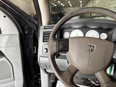 Used 2007 Dodge Ram 3500 Truck SLT image 15