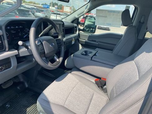 New 2026 Ford F250 XL w/ F-250 >10K GVWR Package image 16