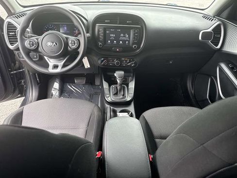 Used 2020 Kia Soul LX FWD image 15