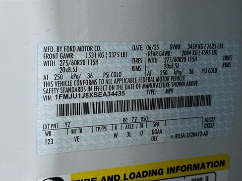 Used 2025 Ford Expedition Active AWD/4WD image 12