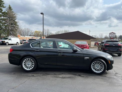 Used 2011 BMW 535i xDrive Sedan image 9