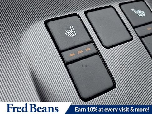 New 2026 Kia Sportage EX w/ EX Panoramic Sunroof Package image 17