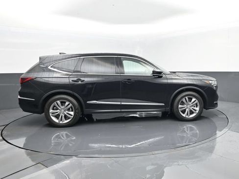 Used 2025 Acura MDX SH-AWD image 4