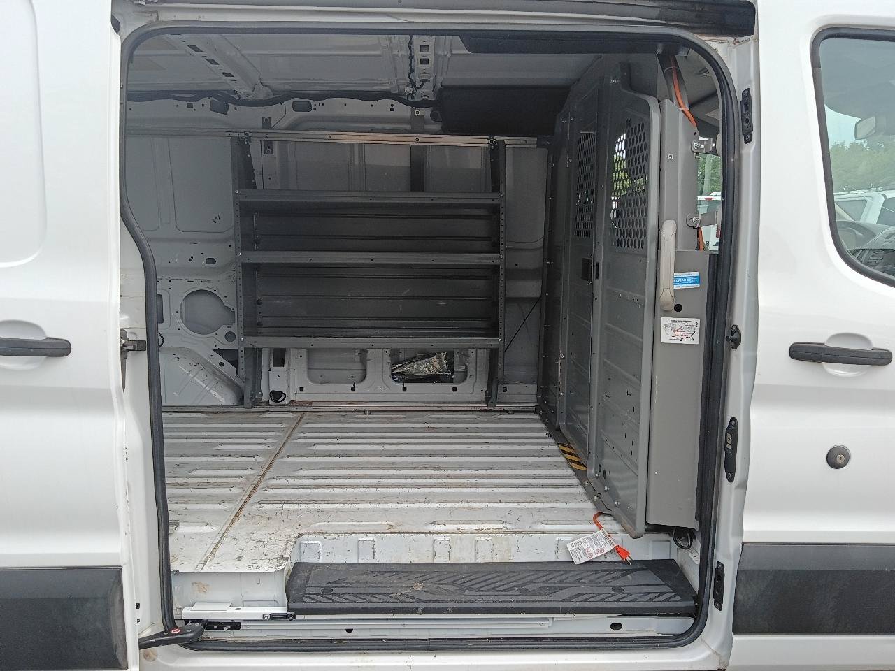 Used 2019 Ford Transit 150 130 Low Roof RWD image 15