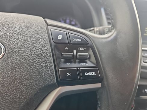 Used 2017 Hyundai Tucson Limited AWD/4WD image 19