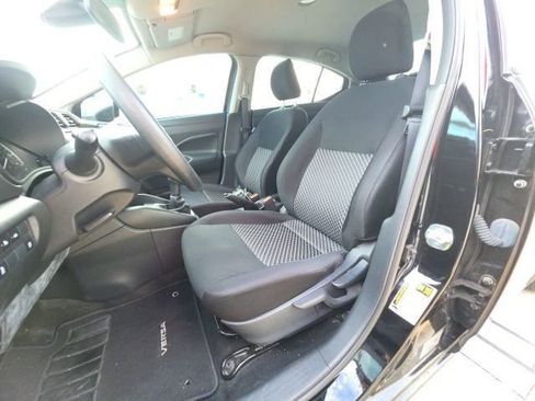 Used 2023 Nissan Versa S image 14