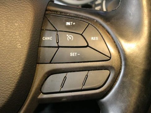 Used 2020 Jeep Cherokee Trailhawk w/ Comfort & Convenience Group image 21