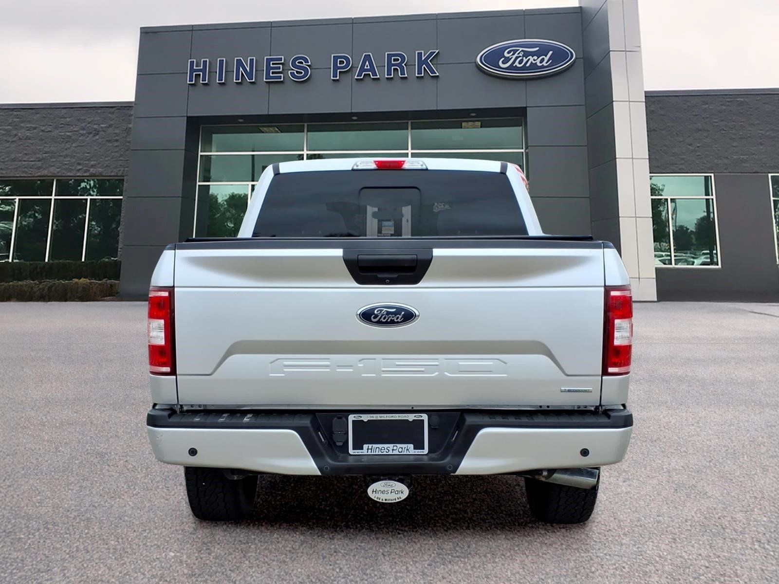 Used 2019 Ford F150 XLT w/ Equipment Group 302A Luxury AWD/4WD image 6