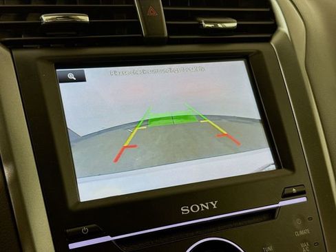 Used 2014 Ford Fusion Titanium image 15