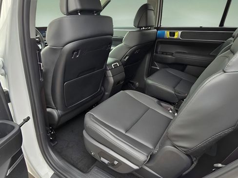 New 2026 Hyundai Santa Fe Limited image 15