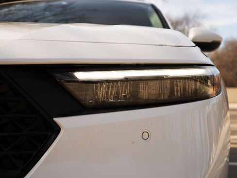 Used 2025 Honda Accord EX-L image 11