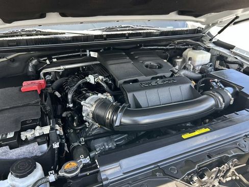 Used 2024 Nissan Frontier SV RWD image 19