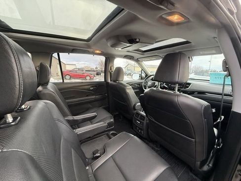 Used 2019 Honda Pilot Elite image 11