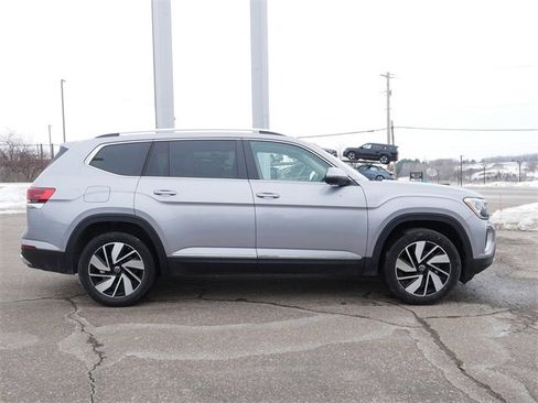 Certified 2025 Volkswagen Atlas SEL image 8