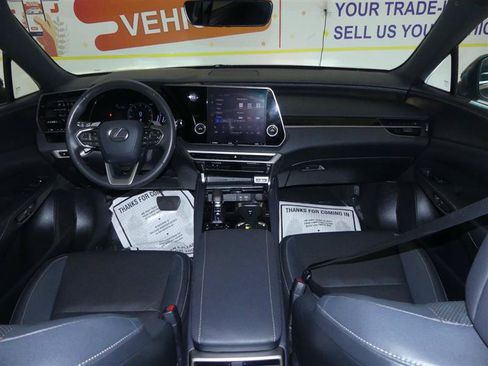 Used 2023 Lexus RX 350 AWD image 9