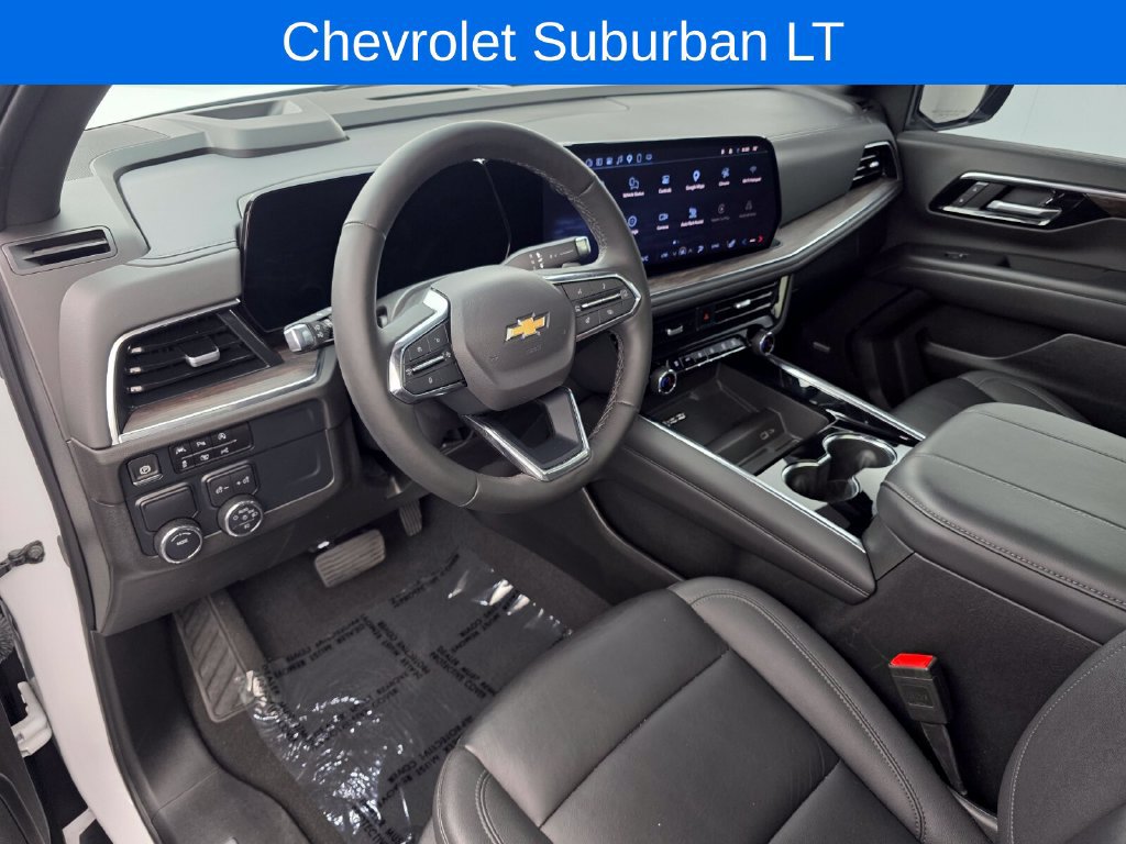 Used 2025 Chevrolet Suburban LT w/ Comfort Package RWD image 10