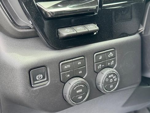 New 2026 Chevrolet Silverado 1500 ZR2 w/ LPO, Dark Essentials Package AWD/4WD image 14