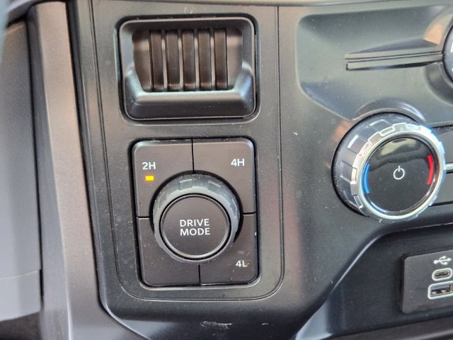 Used 2025 Ford F150 XLT w/ Equipment Group 301A Standard AWD/4WD image 29