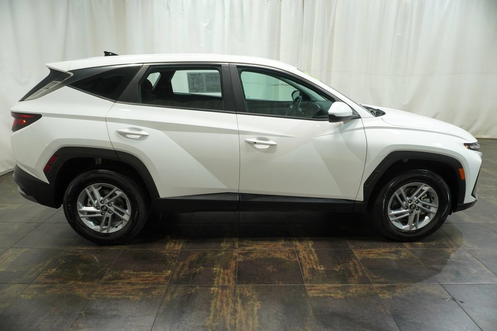 Certified 2026 Hyundai Tucson SE AWD/4WD image 4