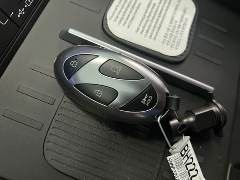 New 2026 Hyundai Santa Fe Limited image 29