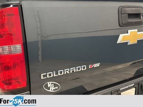 Used 2017 Chevrolet Colorado W/T w/ WT Convenience Package AWD/4WD image 36