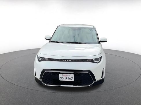 Used 2025 Kia Soul LX w/ LX Technology Package image 4