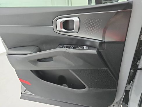 Used 2025 Kia Sorento S w/ Panoramic Sunroof Package image 27